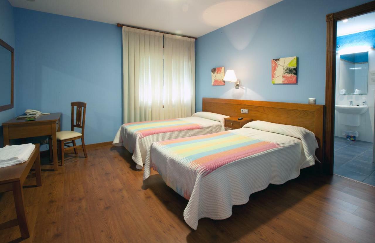 Hotel Terranova Oza de los Ríos Dış mekan fotoğraf